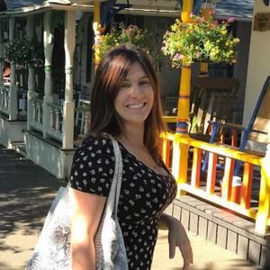 Meet your Posher, Zoe